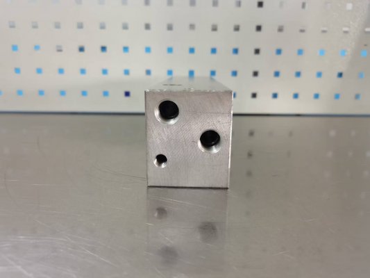 非標定制各種閥塊、油路塊、閥體